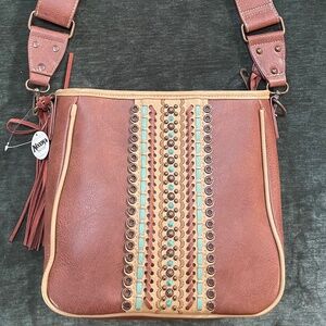 NWT Nocona concealed carry crossbody